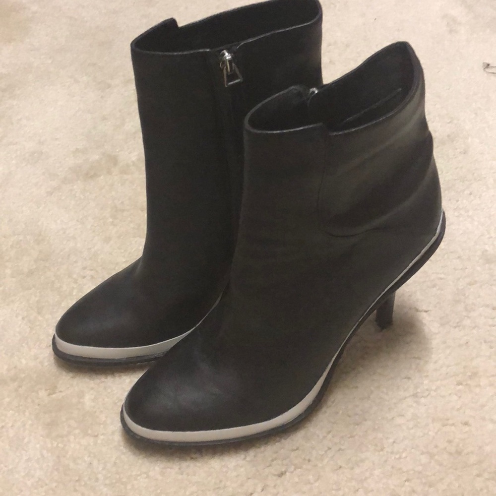 NEW Derek lam Crosby Black ankle boots 10